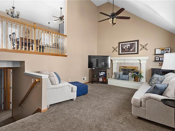 5th image of 5542 Belmont Dr