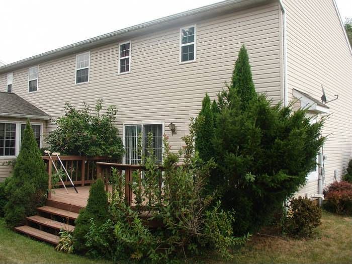 2nd image of 1000 Georgetown Rd