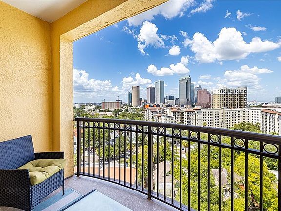 3rd image of 345 Bayshore Blvd APT 1202