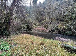 321 Upperwest Rd, Castle Rock, WA 98611