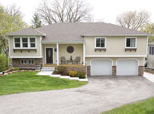 N4062 Vista Rd, Sullivan, WI 53178