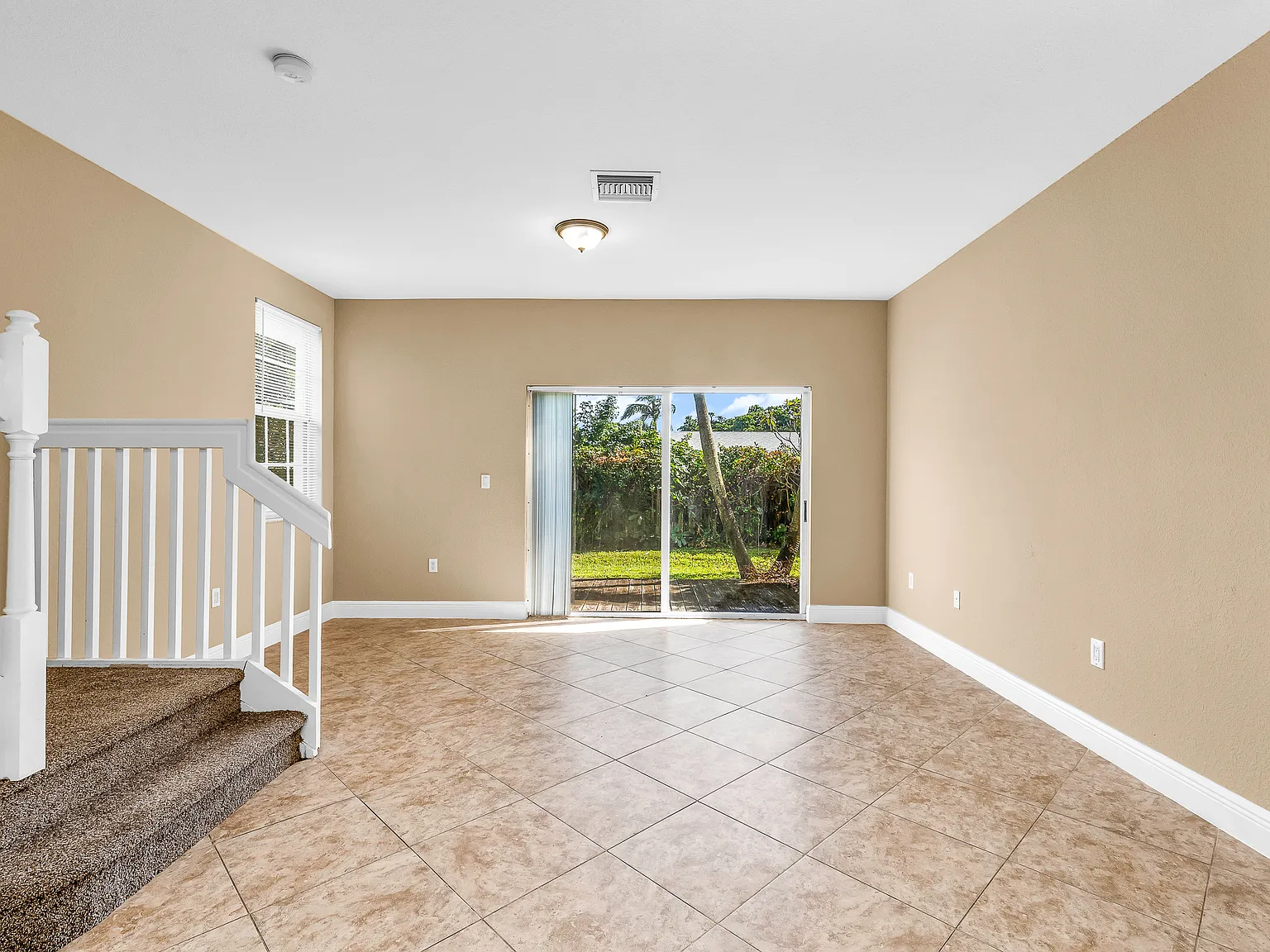 3 bed, 2.5 bath, 1505 sqft, $3,100 — Photo 4