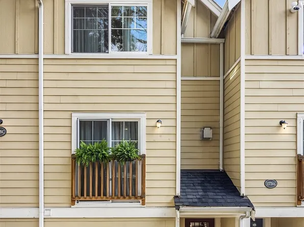 13726 Midvale Avenue N #B, Seattle, WA 98133