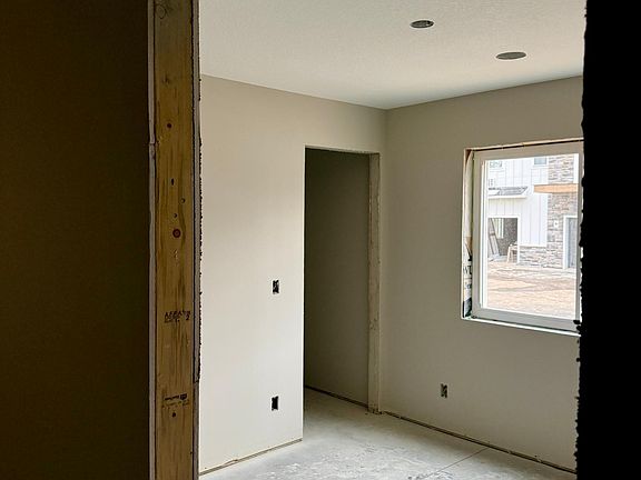 2nd image of 234 S Chestnut St