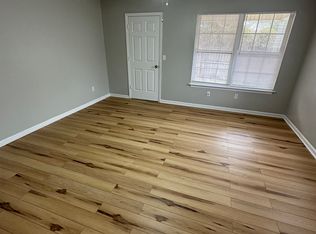 4054 Cedars Pkwy APT A, North Charleston, SC 29420