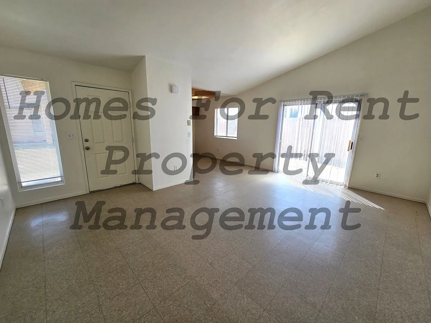 1719 W. Putnam Ave — Photo 2