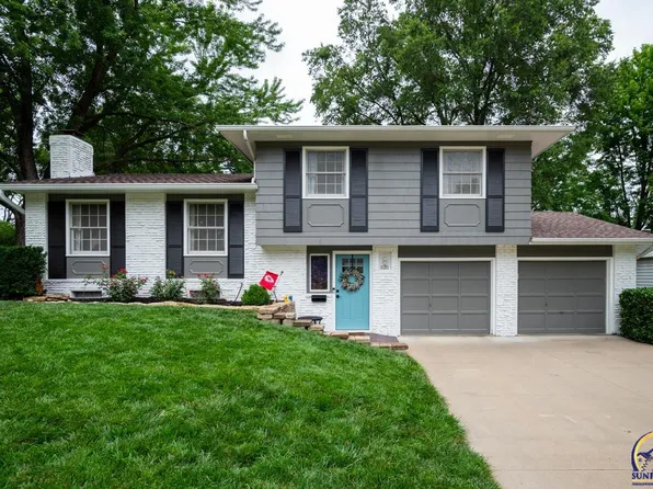3120 SW 32nd Ter, Topeka, KS 66614