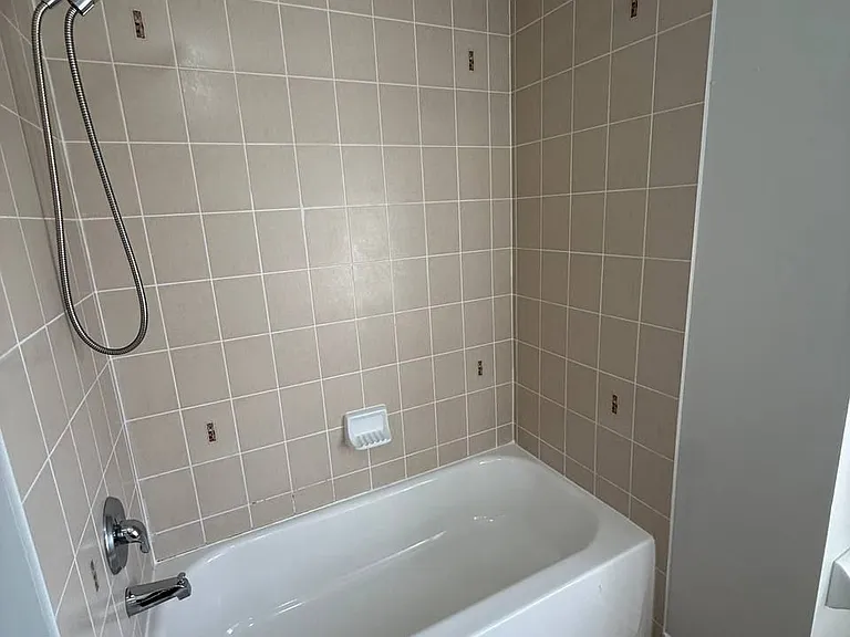514 Candlestick Cir — Photo 21