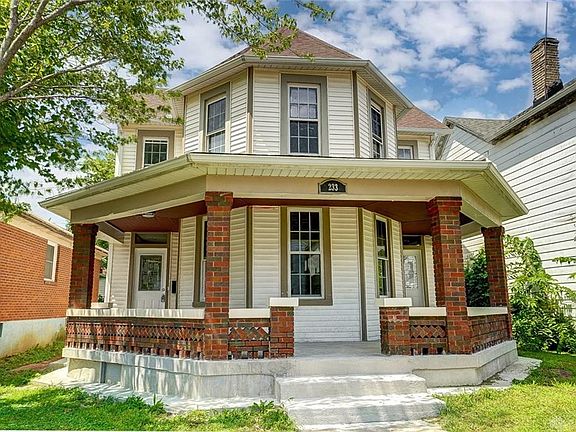 3rd image of 233 Alton Ave