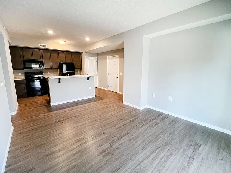 3 Bedroom Arlington Living Area