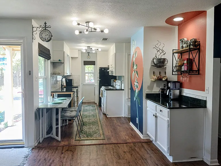 4902 Duval Rd #R2 — Photo 3