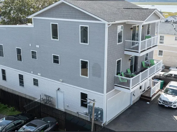 3 Perkins Ave #2, Hampton, NH 03842