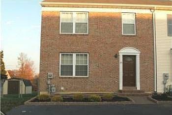 1st image of 25 Pepperwood Ln