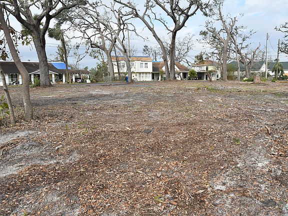 4th image of 420 Massalina Dr