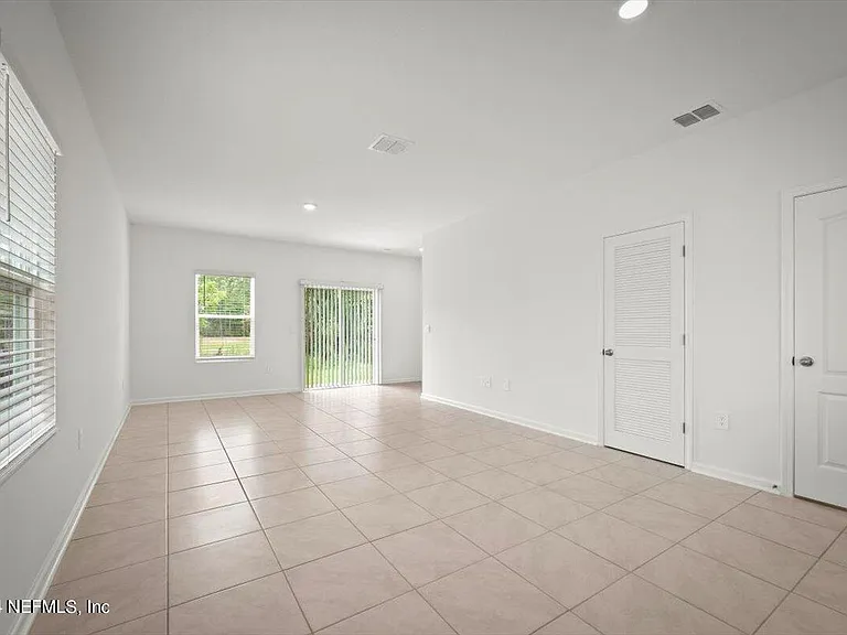 38 Tidal Beach Ave — Photo 2