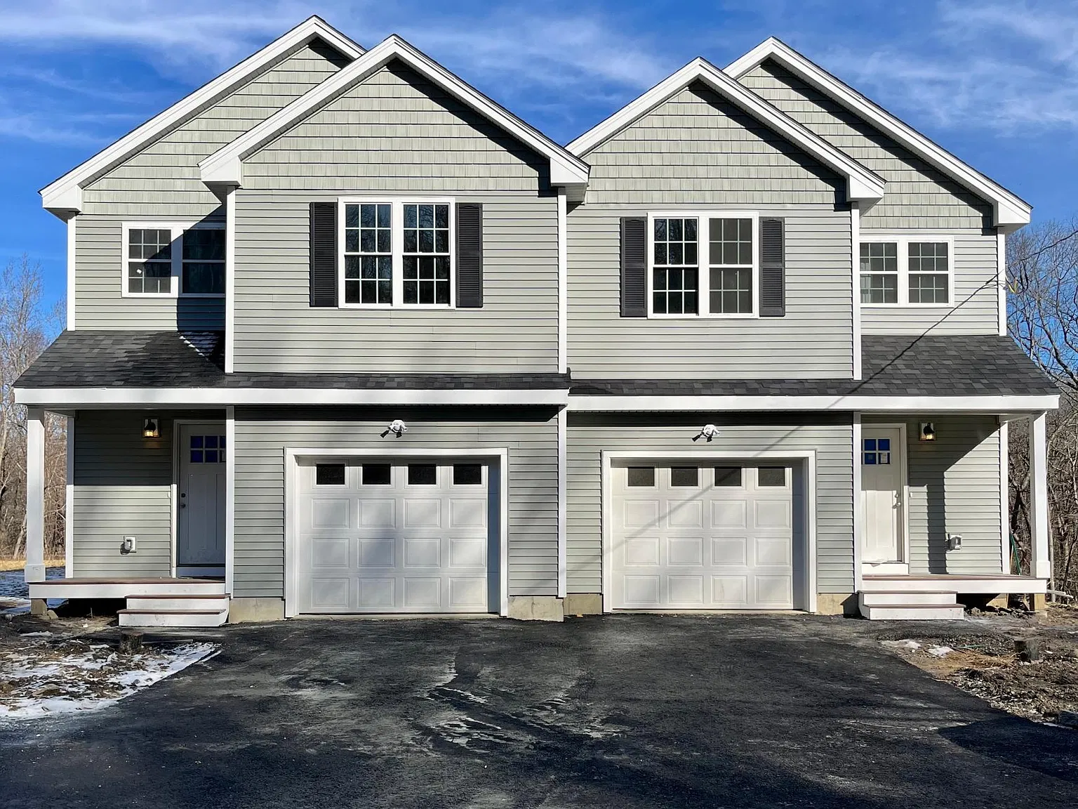 702 Main St — Photo 1