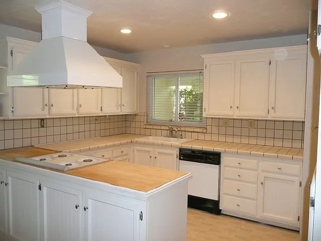 3882 Yale Way #A — Photo 2
