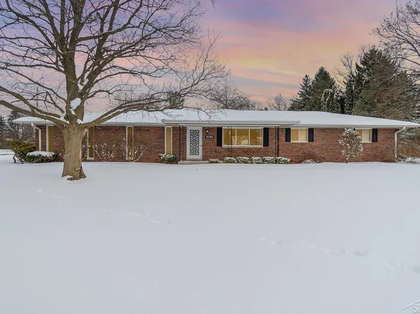 8700 N Gleaner Rd, Freeland, MI 48623