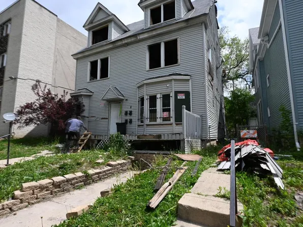 608 N 30th STREET, Milwaukee, WI 53208