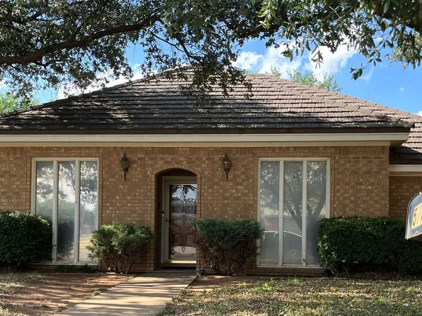 5732 70th St, Lubbock, TX 79424