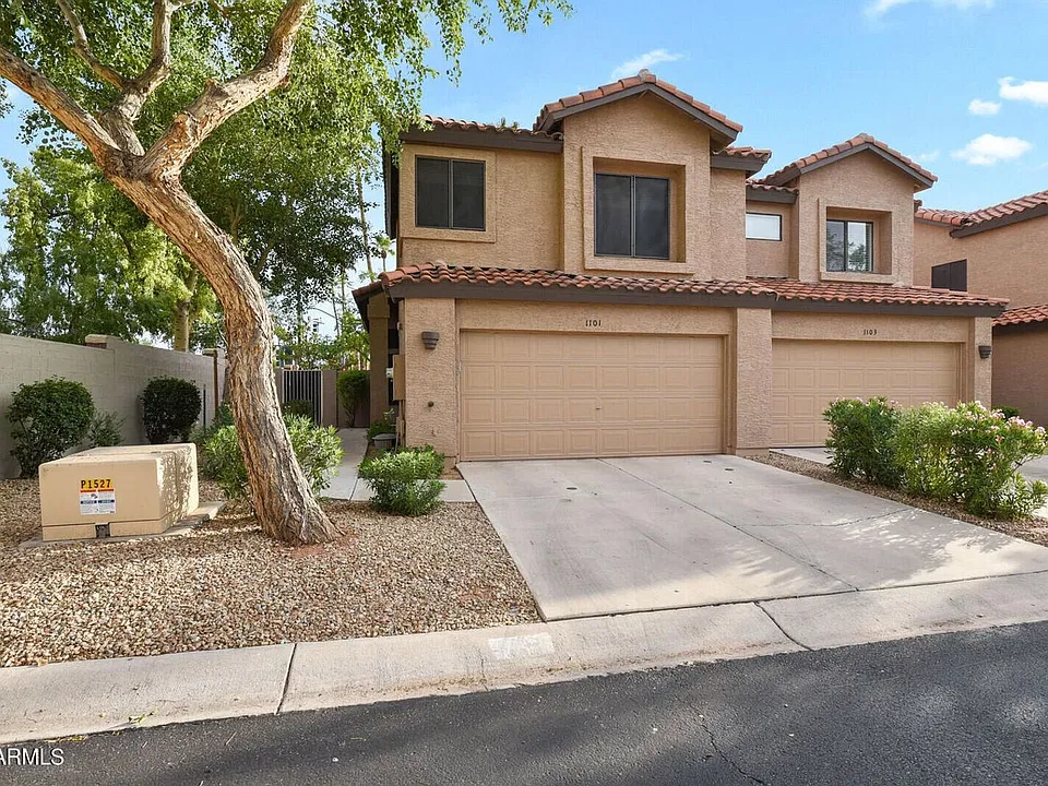 1101 W Mango Dr