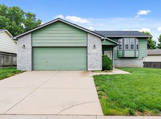 10218 W Lotus St, Wichita, KS 67209