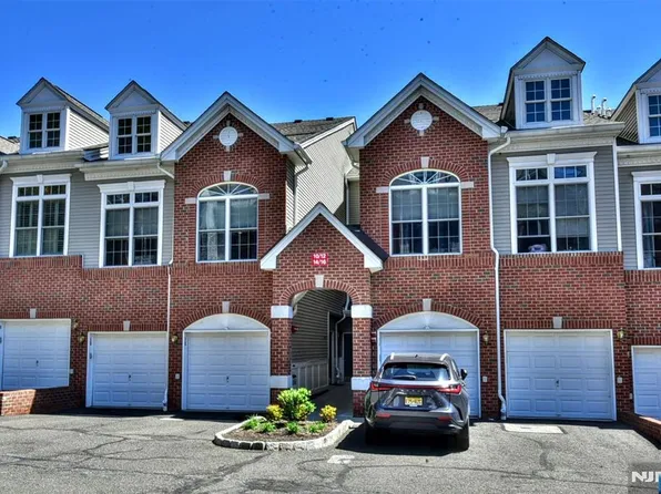 12 Debruyle Ct #806, Hawthorne, NJ 07506