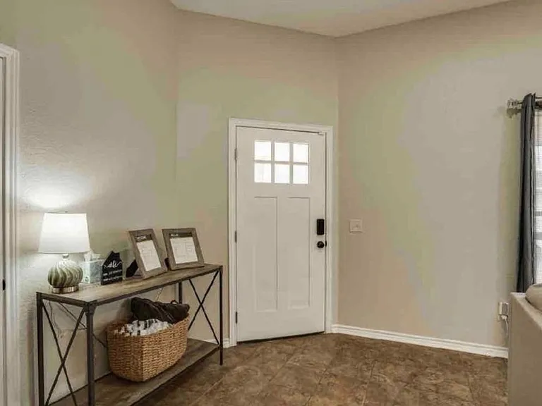 4811 Bel Air Blvd — Photo 2