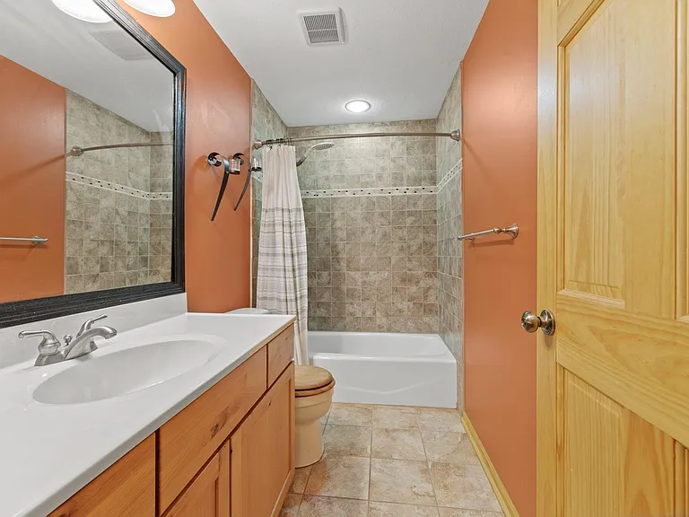 715 Black Forest Rd — Photo 10
