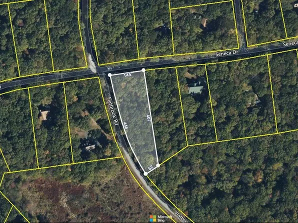 176 Seneca Dr, Milford, PA 18337