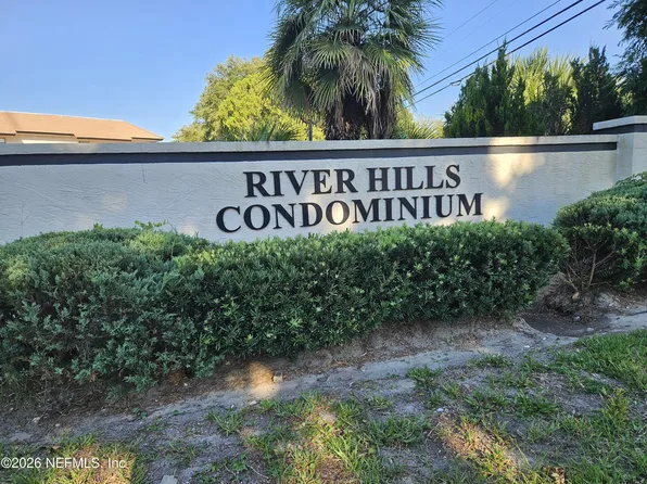 1307 RIVER HILLS Circle E #14, Jacksonville, FL 32211