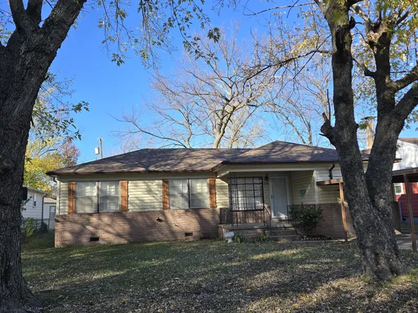 1227 B St NE, Miami, OK 74354
