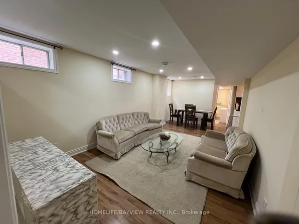 157 Goldsmith Cres #Basement, Newmarket, ON L3X 1R6