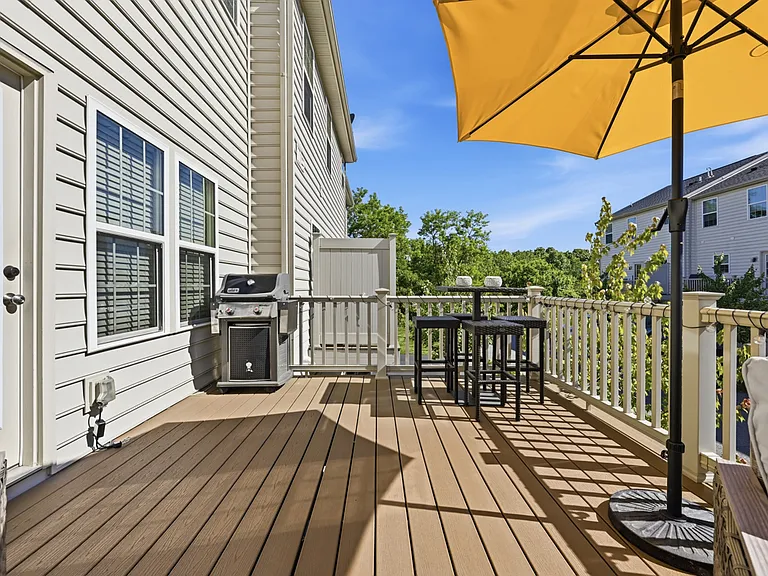 601 Pointe View Dr — Photo 37