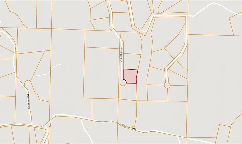2nd image of Mockingbird Ln