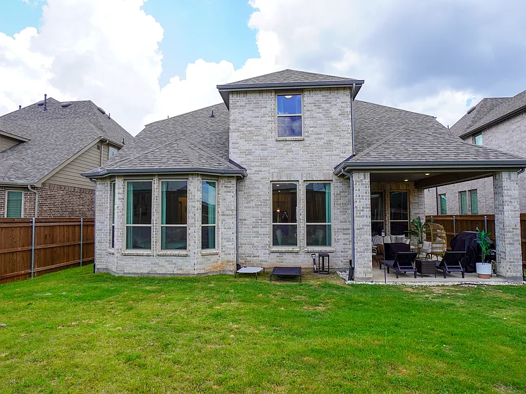 5727 Huffines Blvd — Photo 45