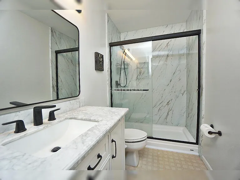 6275 Hummingbird Dr — Photo 18