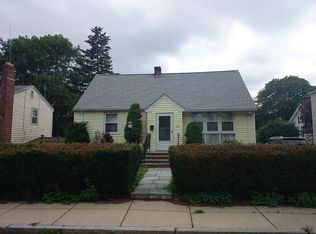 35 Vogel St, West Roxbury, MA 02132