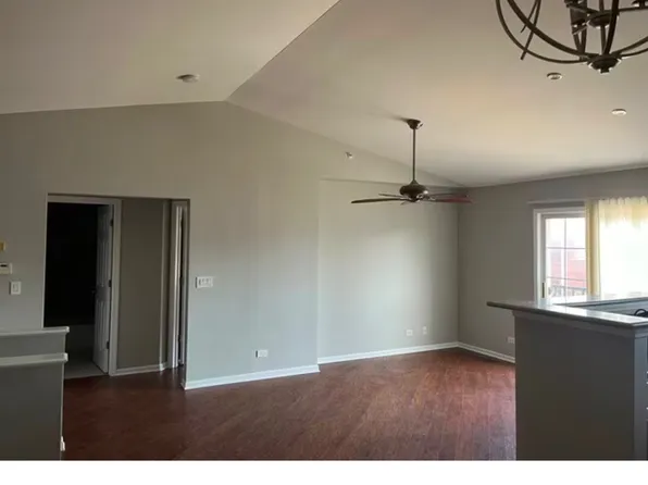 1004 Enfield Dr, Northbrook, IL 60062