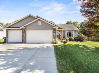 325 N Kerch St, Brooklyn, WI 53521