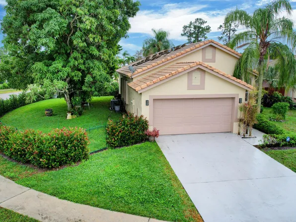 621 Lake Wellington Drive, Wellington, FL 33414