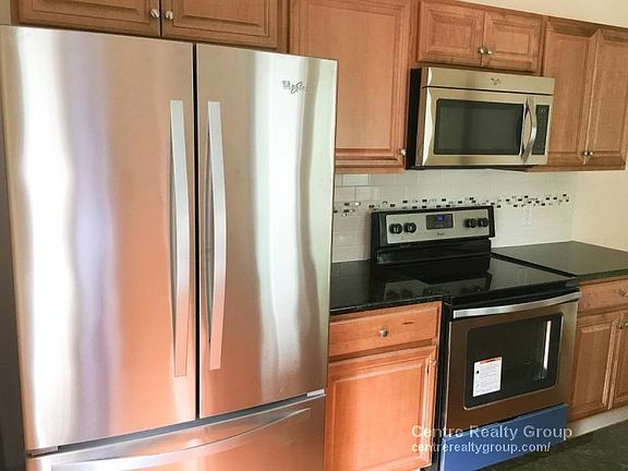 4th image of 58 Englewood Ave #2C