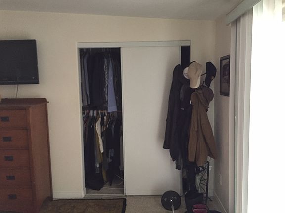 4th image of 3804 Jodi St
