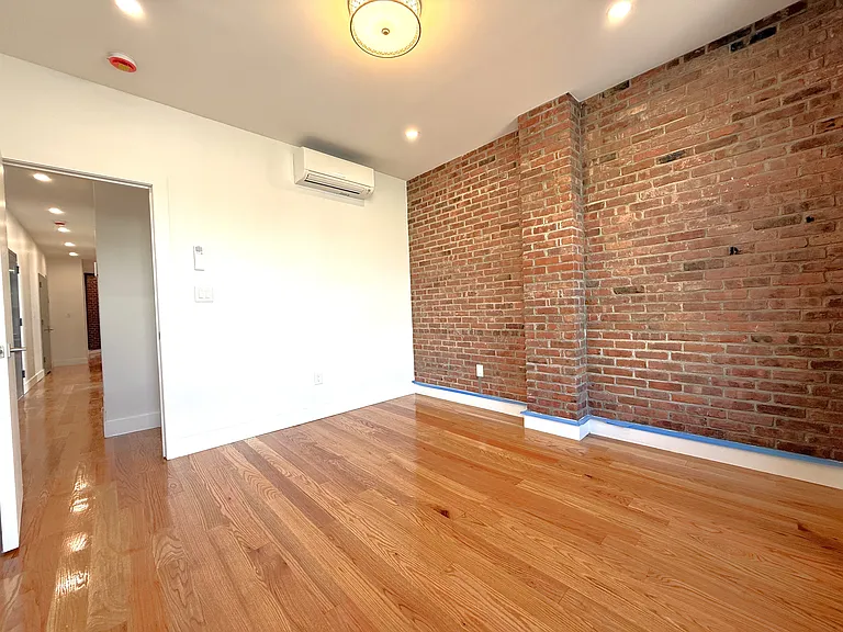 421 53rd St #2 — Photo 6