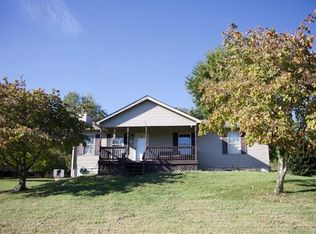 322 Hide Away Cove Rd, Lancaster, KY 40444