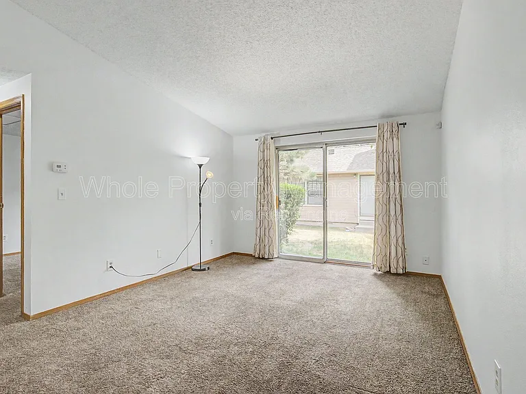 1504 S Ouray Cir #A — Photo 2