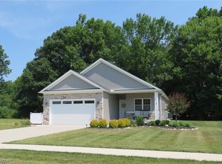 1173 Hunting Holw, Grafton, OH 44044