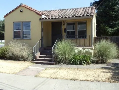90 Bisceglia Ave photo 1