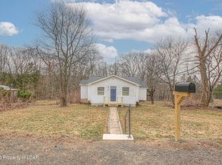 67 Gracedale Ave, Mountain Top, PA 18707