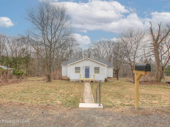 67 Gracedale Ave, Mountain Top, PA 18707